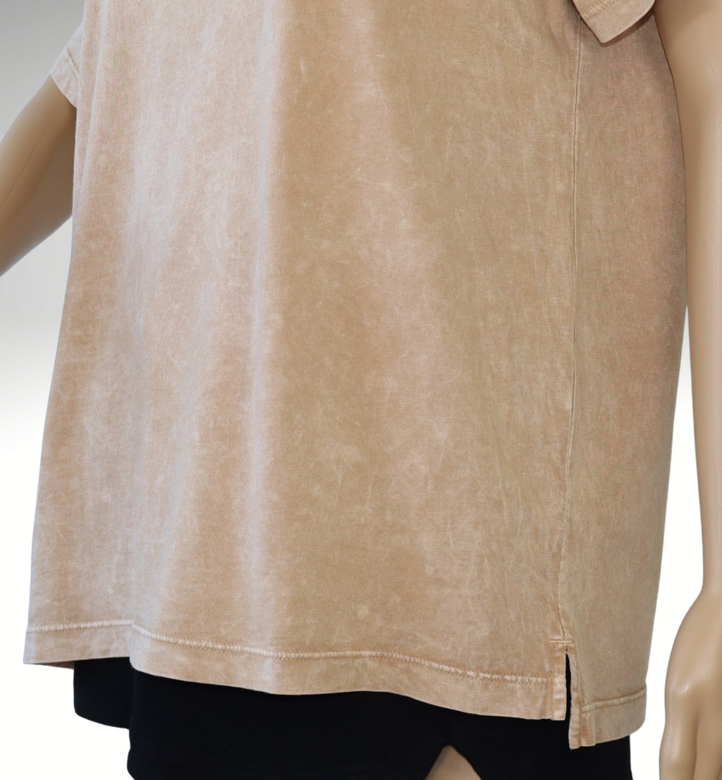 Crew neck short sleeve short sleeve, Side hem slit with reinforced bartack